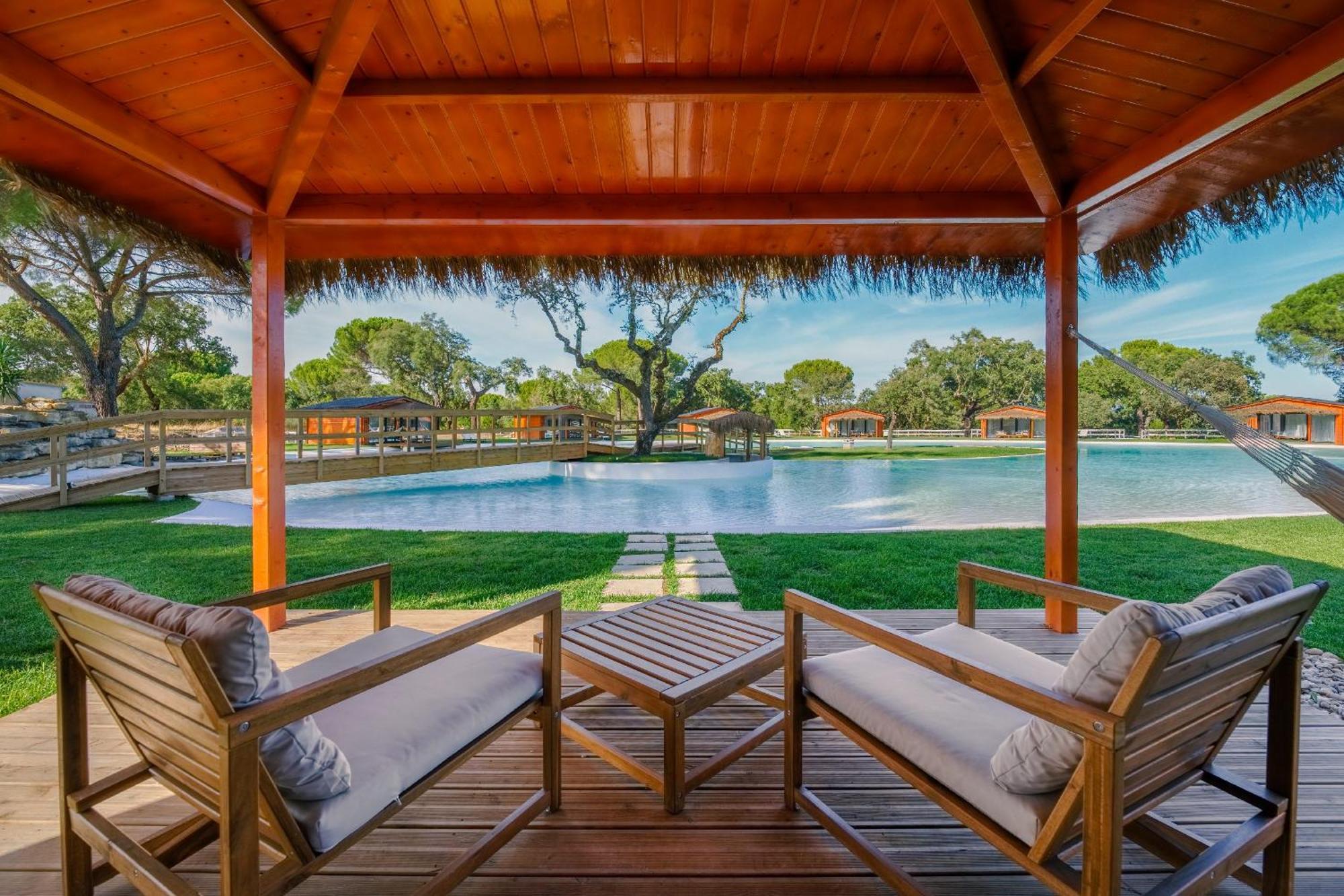 Bungalow Water Front