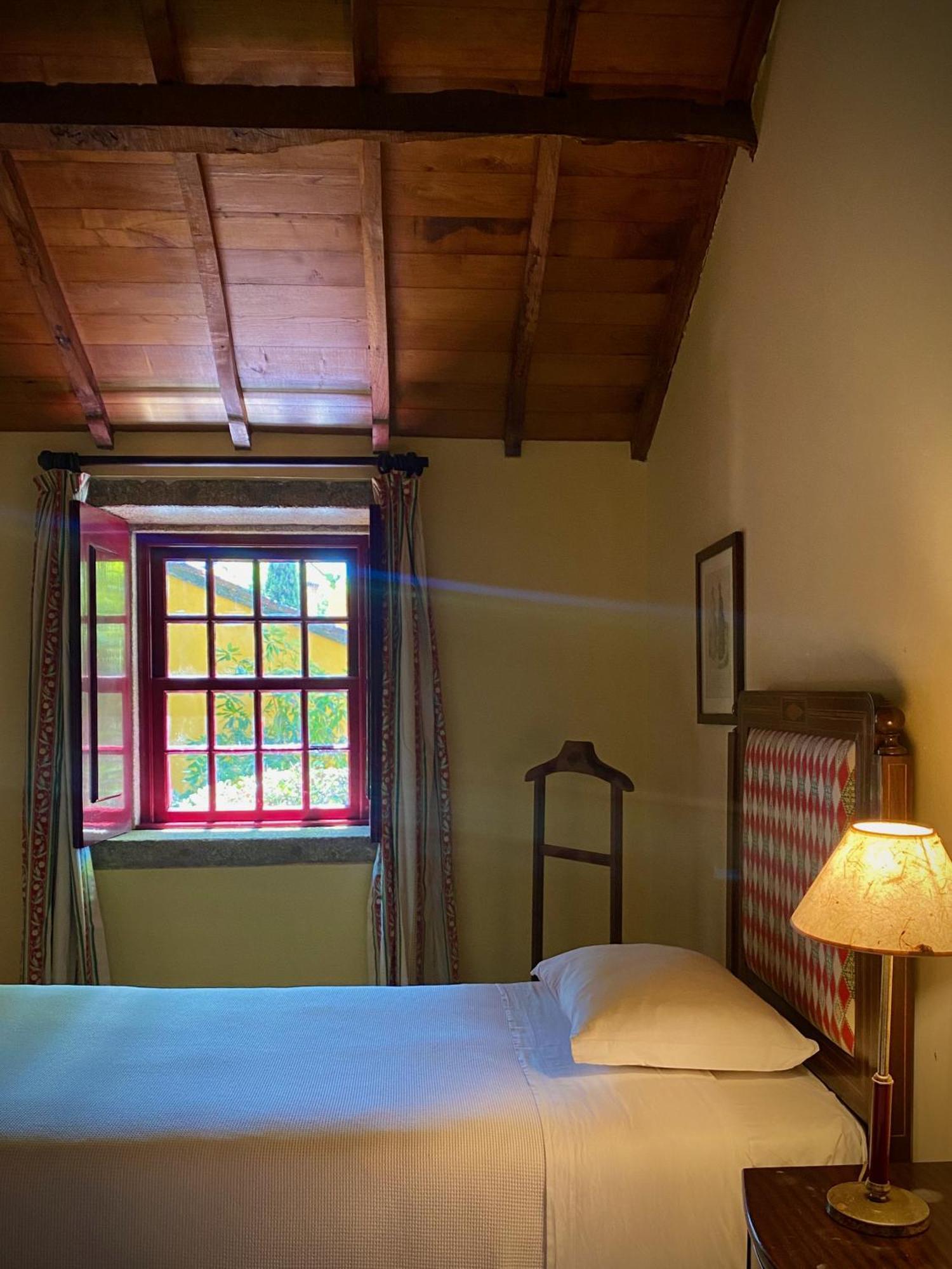 One-Bedroom Apartment Twin Bed