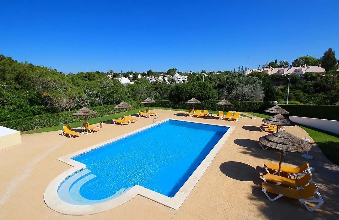 Townhouse Mia Panoramic Views Communal Pool-1