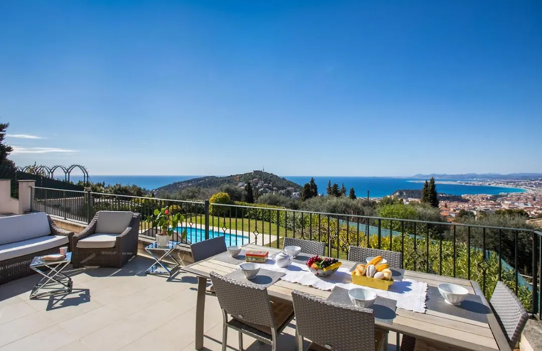 Vinaigrier Hills Vi3086 By Riviera Holiday Homes-1