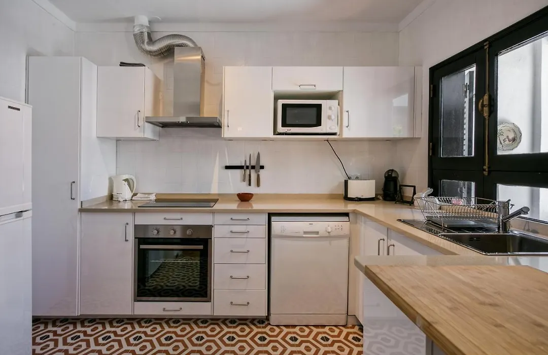 Flh Monte Gordo Family House-1