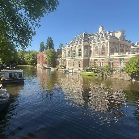 Joyjoyjoy The Green Palm Ecolicious Studio In A In Historic Canalhouse From 1729 With View On The Canals-2
