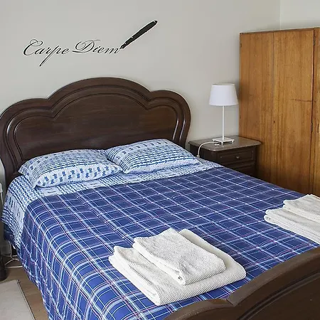 Burgo'S House-3