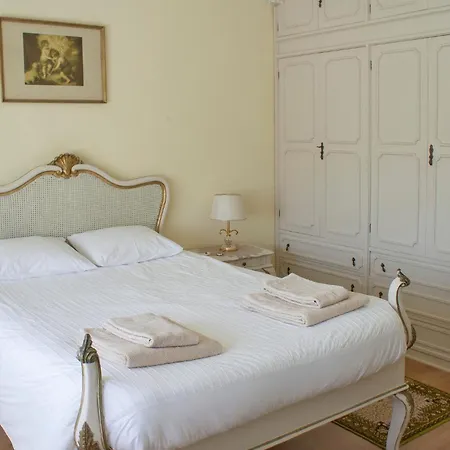 Burgo'S House-2