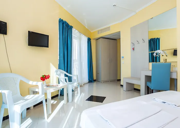 Blue Pearl Hotel