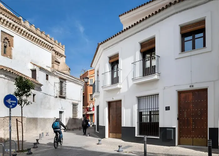 Monkeys Apartments Alameda