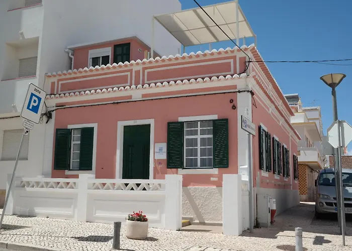 Monte Gordo Guest House