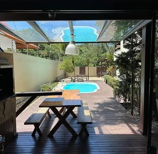 Casa refúgio praia do Estaleiro