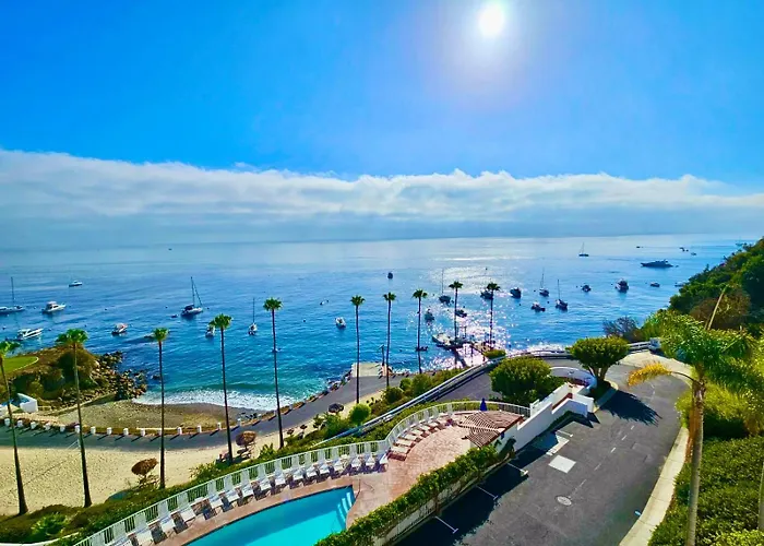 Ocean-View Hot Tub Escape In Catalina Island