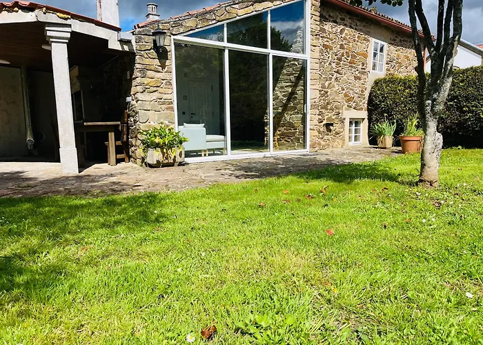 Villa Clásica en Santiago A Casa de Palmira