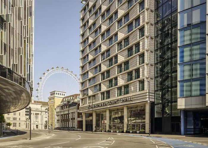 Park Plaza County Hall