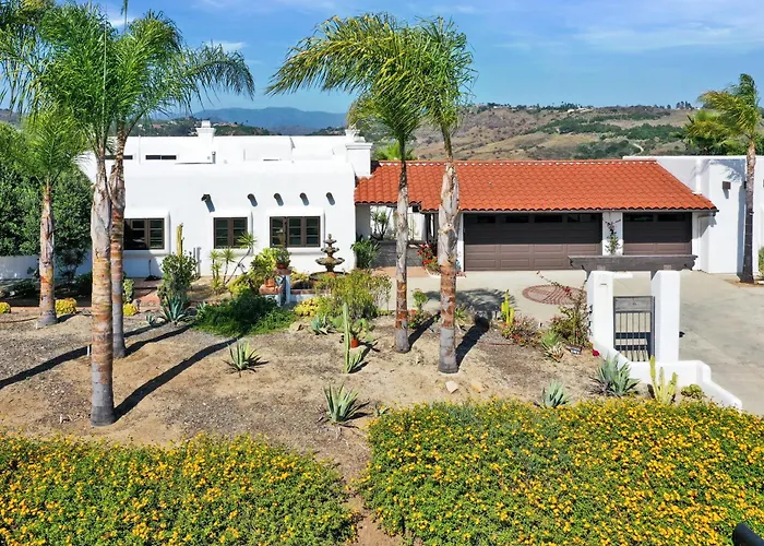 Luxury 5 Bedroom Wine Retreat Fallbrook Villa Sleeps 12