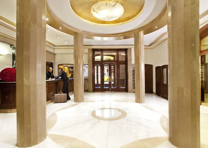 Hotel boutique Apenas: Hotel Astoria