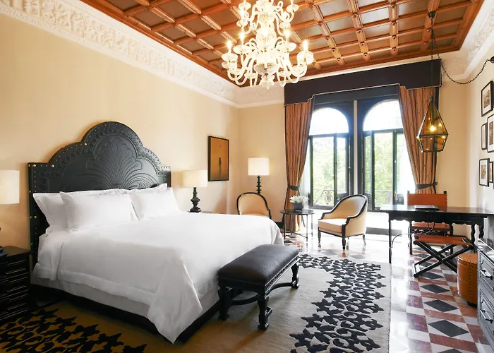 Alfonso Xiii, A Luxury Collection , Seville