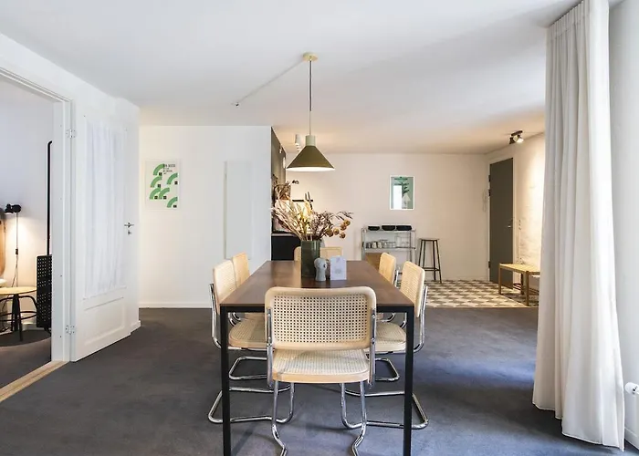 The Churchill Apartments By Daniel&Jacob'S