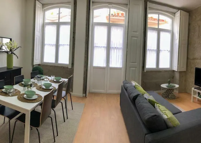 Carmo House